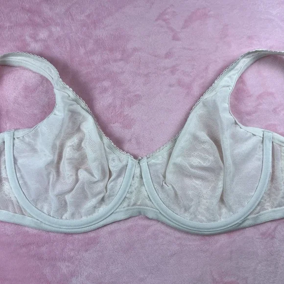 Victoria's Secret Dream Angels Lace Unlined Balconette Bow Bra White 34DD NWT - Picture 4 of 5